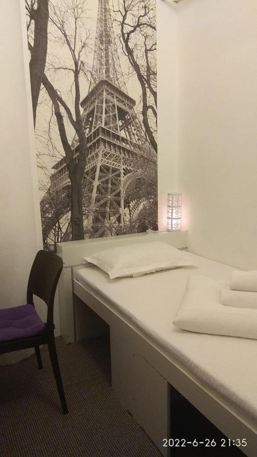 אלמטי Хостел 689Capsulehotel&Coffee מראה חיצוני תמונה